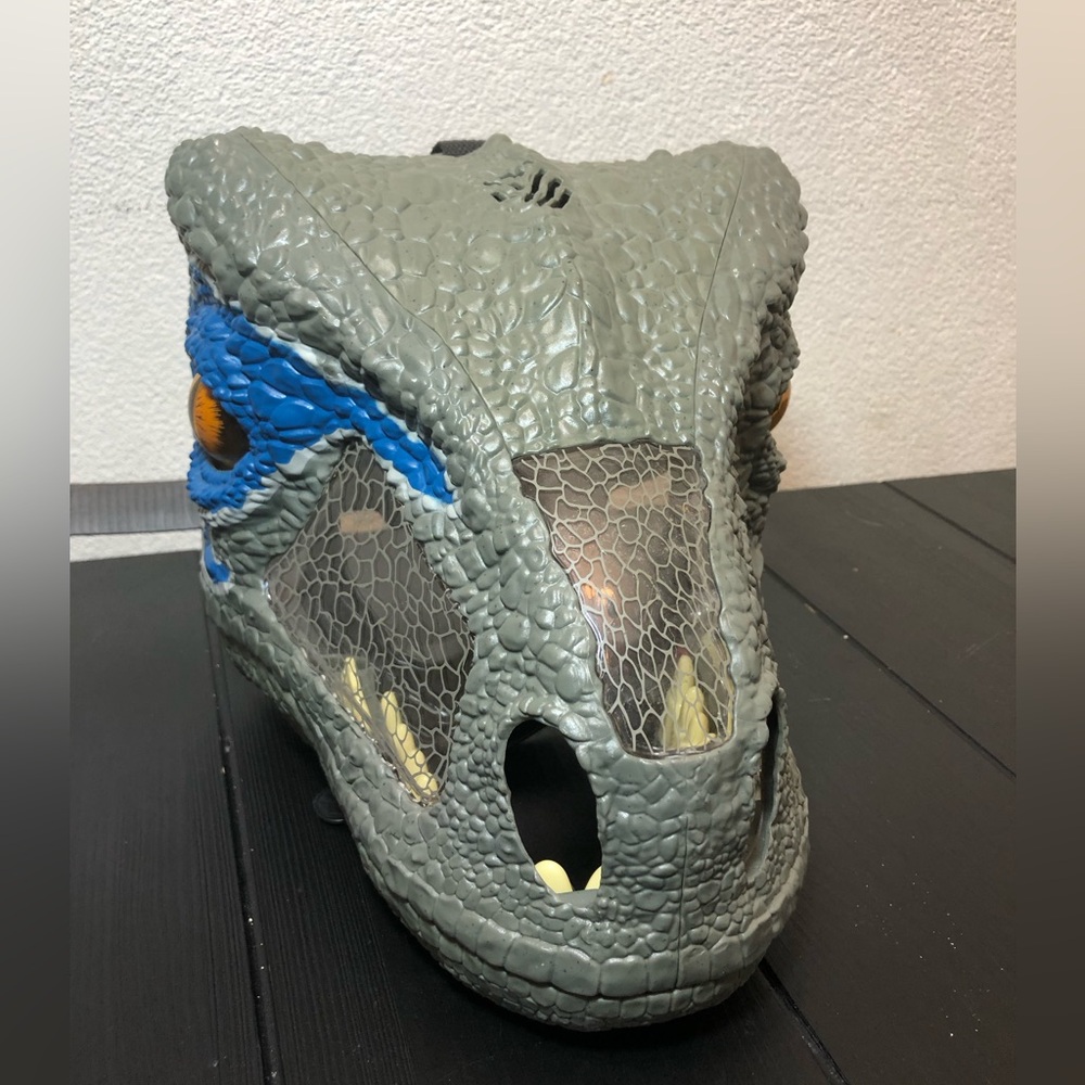 Jurassic Park World VELOCIRAPTOR BLUE Dinosaur Dino Mask Raptor Movie 2017